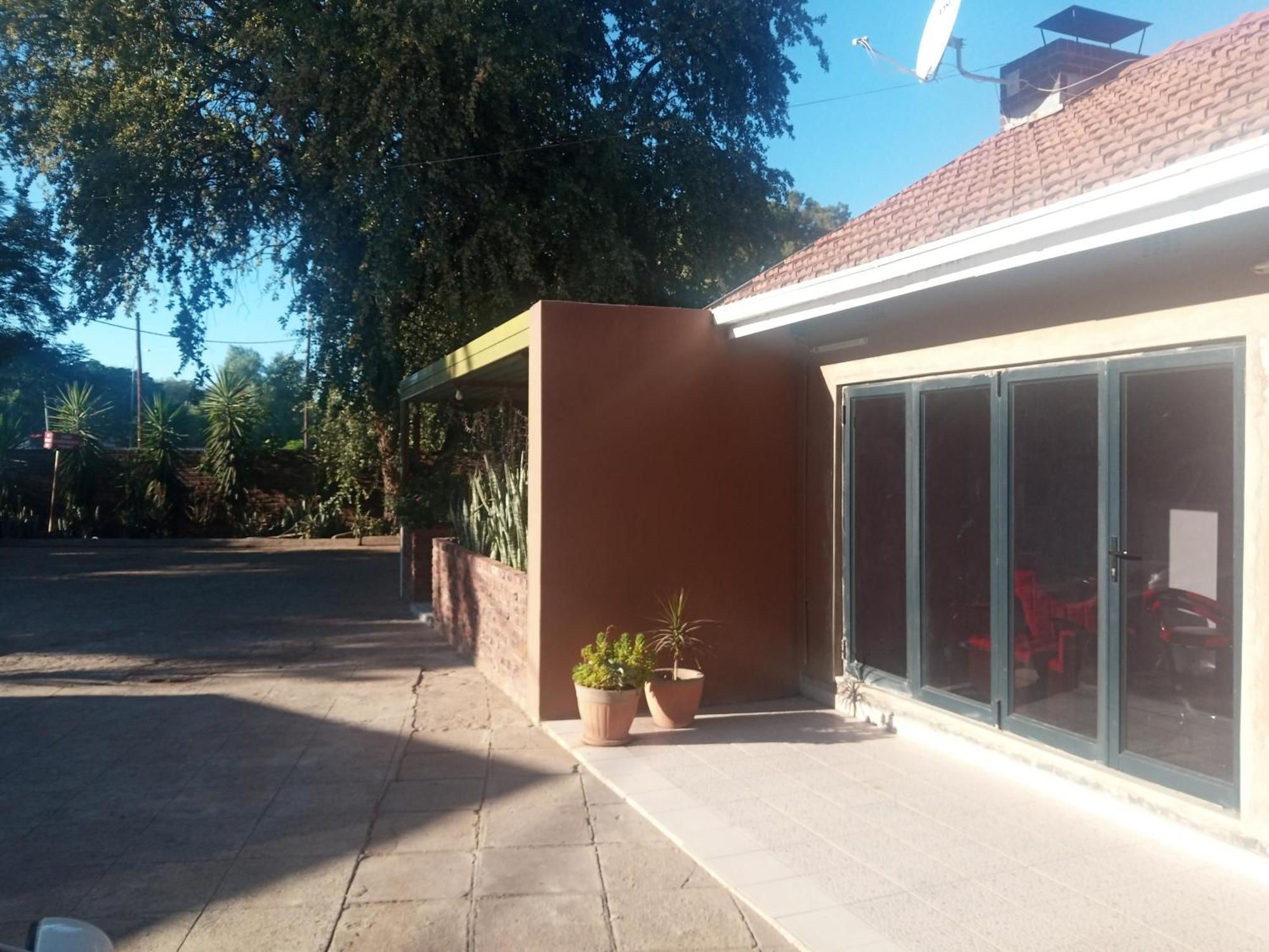 River-Ridge Guest House غابورون المظهر الخارجي الصورة